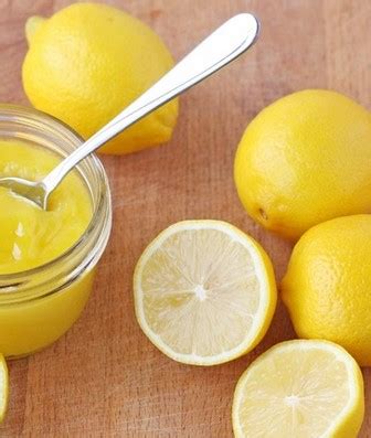 Manfaat yang anda rasakan bisa dari dalam tubuh dan dari luar tubuh. 12 Manfaat Buah Lemon untuk Wajah