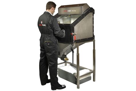 We did not find results for: Panther | Medium-sized manual wet blasting cabinet | Vapormatt