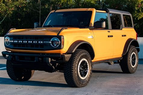 Dont Panic You Can Still Buy The Base Spec Ford Bronco Carbuzz