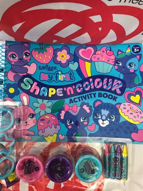 Smiggle Kit Diy Shape And Colour Hobbies And Toys Books And Magazines