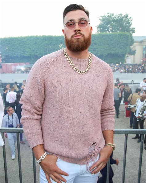 These Travis Kelce Outfits Convinced Me To Root For The Chiefs — Zeitgeist
