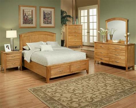 This design features a panel headboard and foot board. Bedroom Set in Light Oak Finish Firefly County by Ayca AY ...