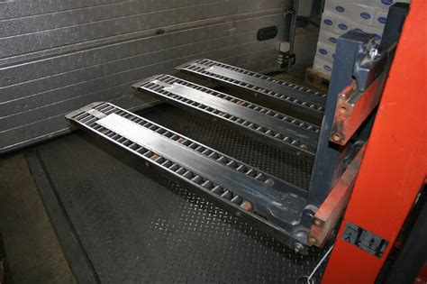 roller forks bbj materials handling