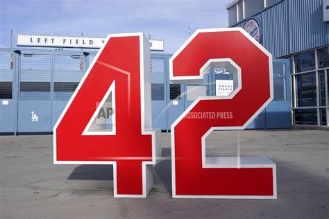 Los Angeles Dodgers Retired Numbers Plaza Buy Photos Ap Images