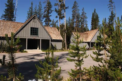 Mazama Cabins Us National Park Yosemite Lodging Crater Lake Lodge