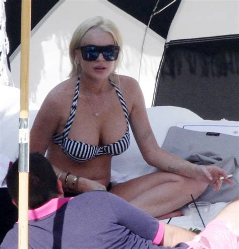 Lindsay Lohan Bikini Candids In Miami 02 Gotceleb