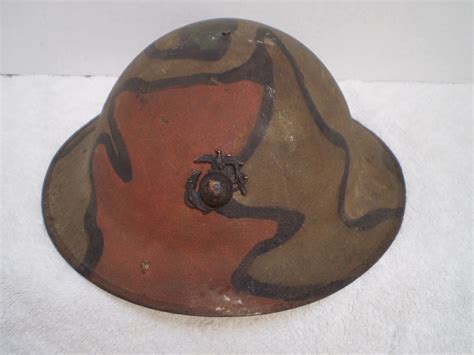 Original Us 1917 Ww1 Camo Helmet With Original Ww1 Usmc Ega Badge