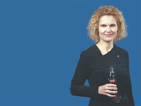 Mihaela Ioniţă Directorul De Hr Al Coca Cola Hbc România Companie Cu