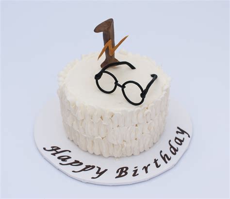 We did not find results for: Harry Potter Cake - CakeCentral.com