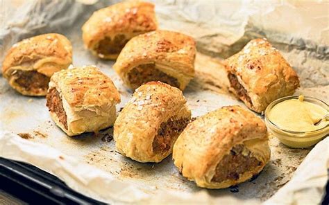 Sausage Rolls A Simple Classic Picnic Food List Picnic Party Food