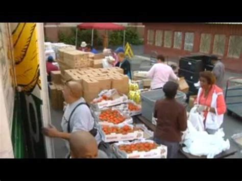 Here are mara, samara, alexis and mckee hard at work! Greater Chicago Food Depository - YouTube