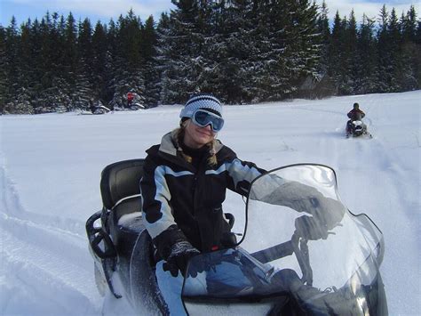 Women Snowmobile Snowdoo