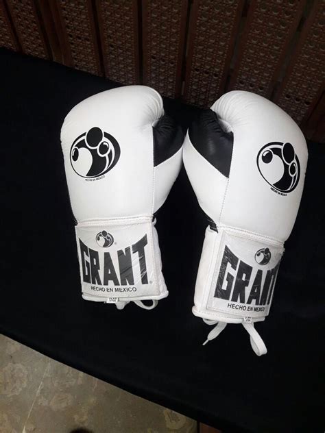White Grant Boxing Glove Authentic Hand Made 10oz To 16oz Grant