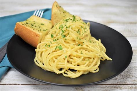 Cook the spaghetti in a saucepan of boiling salted water according to the packet. Spaghetti aglio e olio is the perfect meal when you're low ...