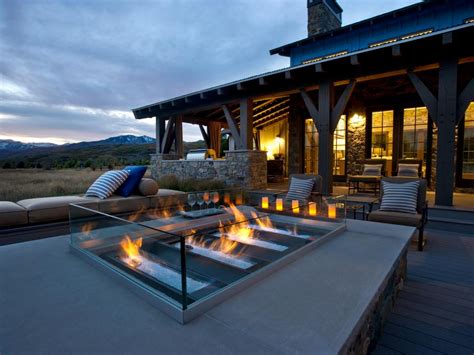 35 Amazing Outdoor Fireplaces And Fire Pits Diy Fire Pit Decor Diy