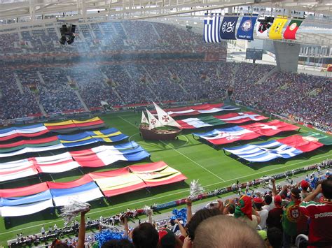 ⚽️ het laatste voetbalnieuws op je beeldscherm! Europees kampioenschap voetbal 2004 - Wikipedia