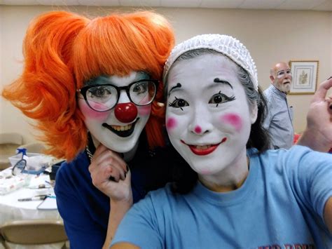 Pin By Frosty Lou On Whiteface Clowns Female Clown Clown Pics Cute