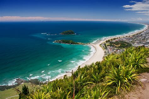 New zealand is a strong partner and friend of the united states. Discover Enticing Cruises to Australia-New Zealand | Silversea