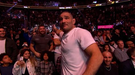 Sean Strickland And Dricus Du Plessis Get Into Fight In Crowd At Ufc
