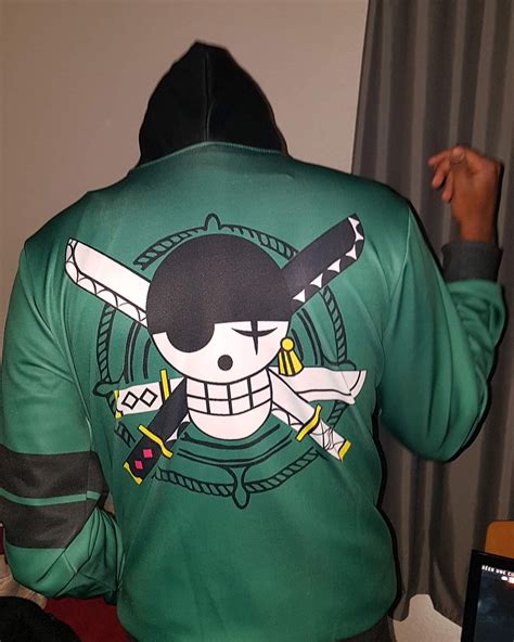 My Zoro Hoodie Arrived Ronepiece