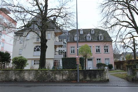 Garage in trier 55 aktuelle adressen mit bewertungen und öffnungszeiten jetzt bei lokalwissen auf lokalwissen im branchenbuch trier finden sie 55 einträge mit adressen, telefonnummern. zentrumsnah gelegene schöne Eigentumswohnung mit Balkon ...