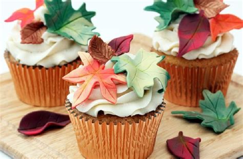 Whether you're planning a pool party for the kids or you're just looking to hang out with some friends and family and enjoy those cool summer evenings, these tasty summer cupcakes are a great way to get the party. Top 10 DIY Cupcake Fall Decorations - Top Inspired