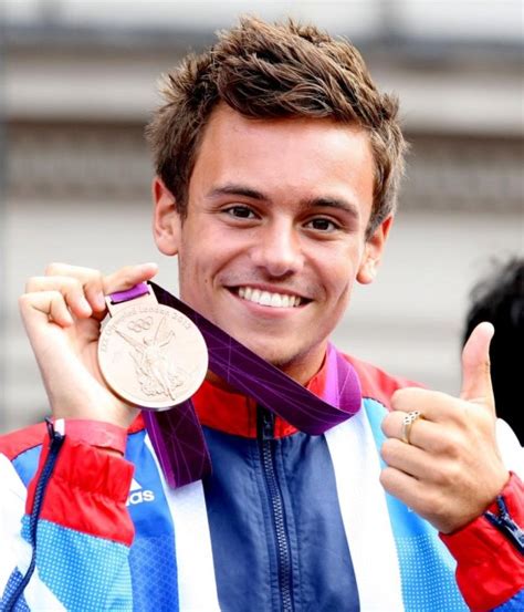 Praise Pours In For Tom Daley As He Reveals ‘im Bisexual Metro News