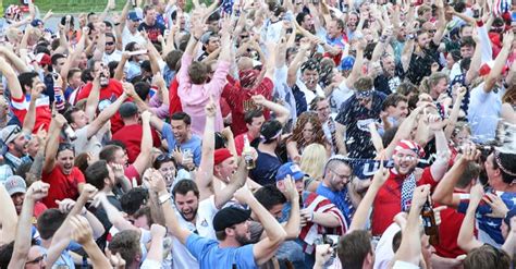 Us Fans Celebrate First World Cup Win Pictures Popsugar Celebrity
