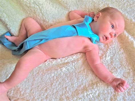 6 weeks old. baby boy. newborn photography | Newborn photo pose, Newborn photos, Newborn photography