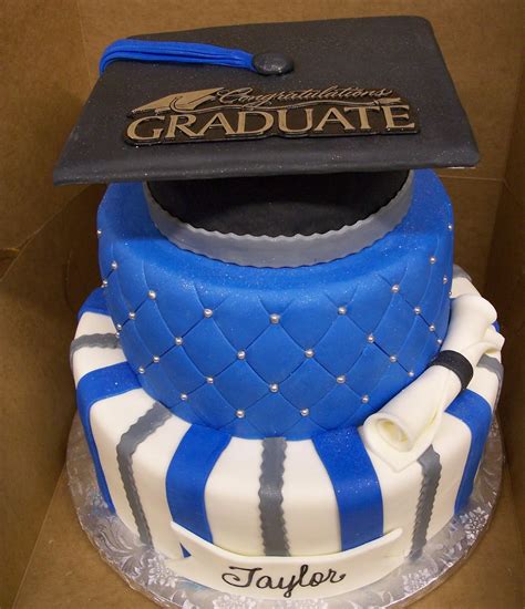 Mymonicakes Blue And Silver Graduation Hat Cake