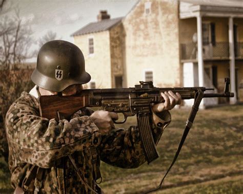 Wallpaper Land German Soldier With Stg 44