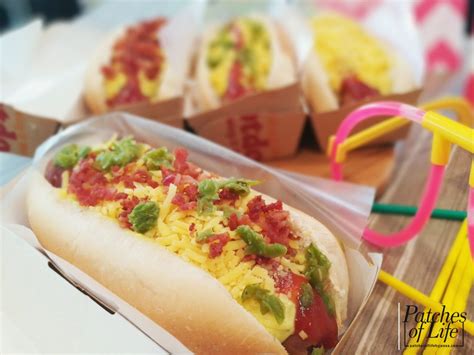 Jollibee Top Your Own Cheesy Classic Jolly Hotdog Patches Of Life