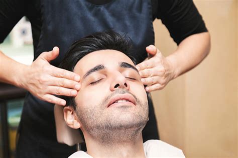 Glazma Mens Salon Services At Home