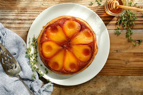 Basic Cranberry Upside Down Cake Recipe - How to Make Delicious Cranberry Upside Down Cake Recipe