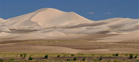 Where Do Most Of Earth S Largest Deserts Occur The Earth Images