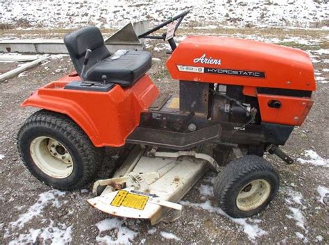 Ariens Hydrostatic Riding Mower 52 Used Albrecht Auction Service