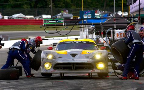 Srt Viper To Race At 24 Hours Of Le Mans