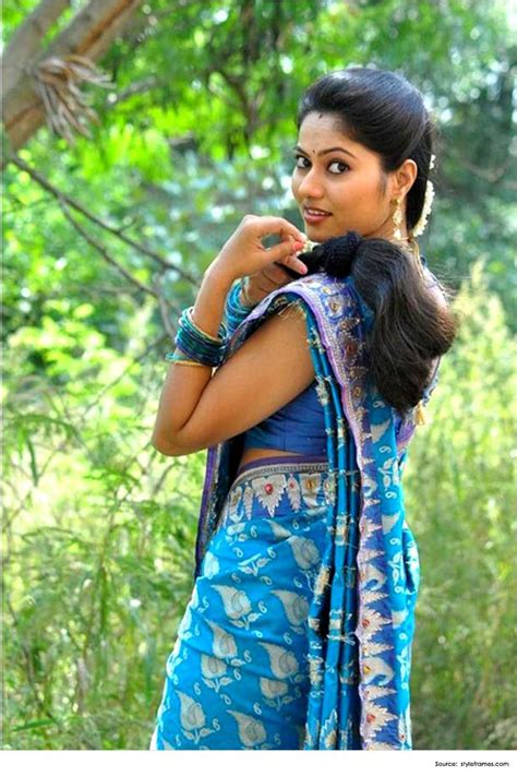 Therefore, it's essential to find easy, adaptable, and efficient hairstyles for men with straight hair. Top 12 Sexy Hairstyles for Sarees | Saree Hairstyles ...