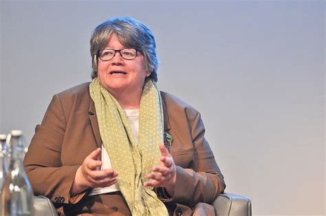 Последние твиты от therese coffey #handsfacespace #dontpassiton (@theresecoffey). Defra keeps Coffey following reshuffle - letsrecycle.com