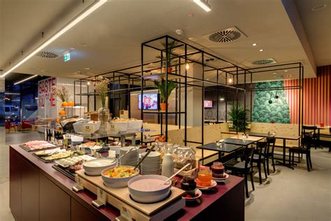 How can i contact days inn by wyndham leipzig city centre? "Restaurant" MEININGER Hotel Leipzig Hauptbahnhof (Leipzig ...