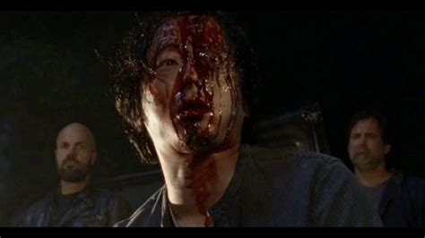 Photos and contracts confirm steven yeun's glenn survived the events of 'thank you,' as well as the finale arrival of negan. The Walking Dead New Picture Glenn Death ! - YouTube