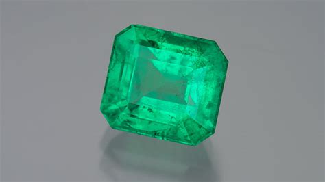 Rare Emerald From China And Pink Sapphire From Sri Lanka Gems And Gemology