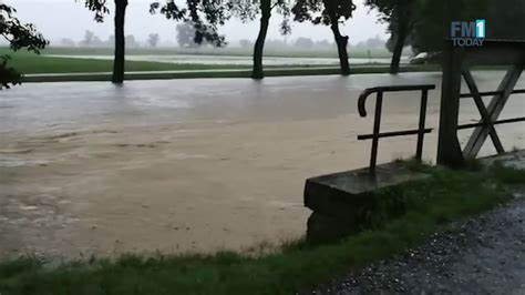 Hochwasser Alarm Im Rheintal Regenflut Macht Der Region Zu Schaffen