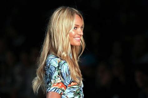 Fashion Model Candice Swanepoel Runway Catwalk Pictures