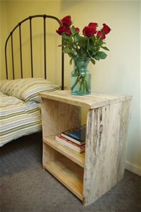 Diy Reclaimed Wooden Pallet Bedside Tables Pallets Designs