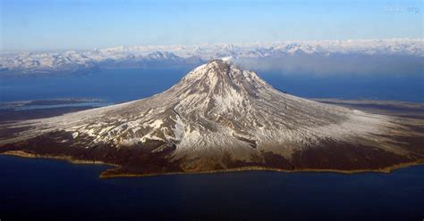 The alaska peninsula (also called aleut peninsula or aleutian peninsula, aleut: Mount Augustine Volcano | Visible from Kenai Peninsula ...