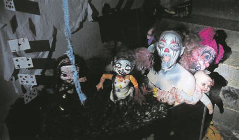 Scarehouse is a haunted attraction now located within the galleria at pittsburgh mills in pittsburgh, pennsylvania. 1538561_web1_PTR-SCAREHOUSE1-092313