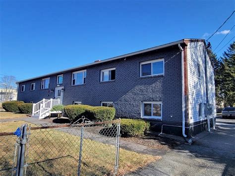 12 Green St Unit 2 Stoughton Ma 02072 Apartment For Rent In