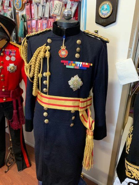 Replica 1880s British Field Marshal Frock Coat Quarterdeck Medals