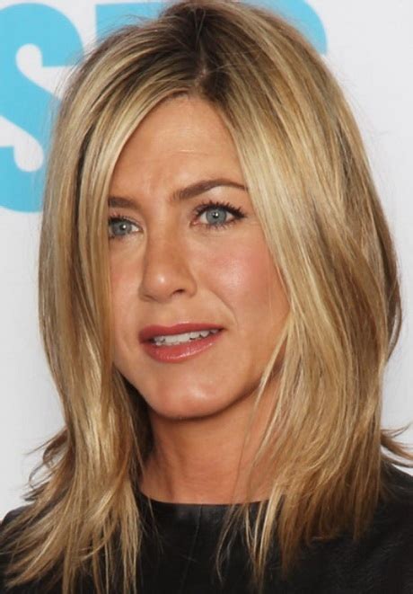 This can be done at any short length, whether it's a pixie or a bob. Medium length hairstyles for round face